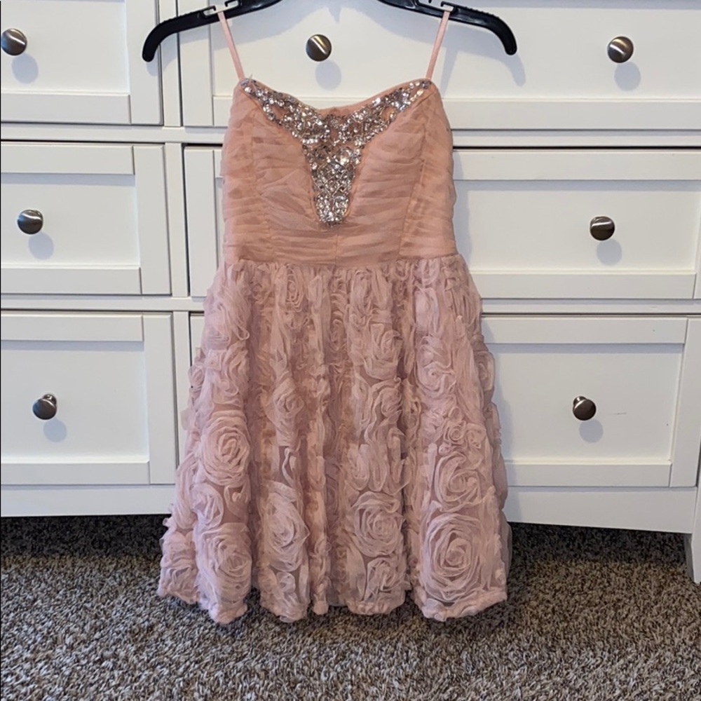 Light pink short prom dress